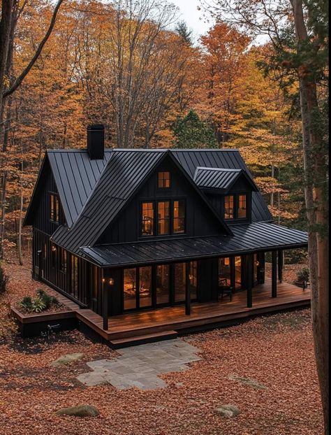 Cabin Barndominium, Black Cabin, Black Houses, Paint Color Ideas, Black Farmhouse, Barn Style House Plans, Dark House, Dream Life House, Exterior Paint Color