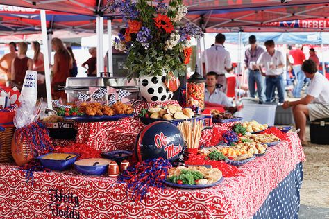 Ole Miss Grove Tailgate, Mississippi State Tailgate Decorations, Ole Miss Tailgate Decorations, Tailgate Table Ideas, Sorority Tailgate Decorations, Ole Miss Tailgating Decorations, Tailgate Table Decorations, Sorority Tailgate, Auburn Tailgate