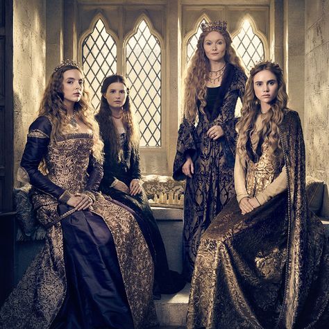 The One Thing You Probably Didn't Notice About The White Princess+#refinery29 The White Princess Starz, The White Queen Starz, Elizabeth Woodville, Elizabeth Of York, The Other Boleyn Girl, The White Princess, Fantasy Dresses, White Princess, Costume Drama