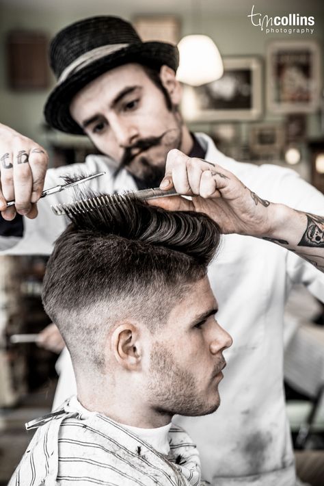 Schorem Barber Shop on Behance Barber Shop Pictures, Barber Haircuts, Barber Man, Barber Logo, Vintage Barber, Beard Tattoo, Hipster Man, Corte De Cabelo Masculino, Moustaches