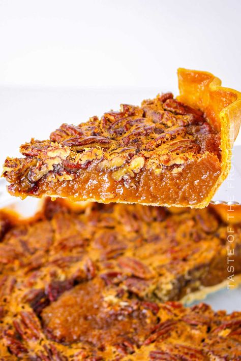 This amazing Caramel Pecan Pie is rich, and buttery with a sweet caramel filling and crunchy pecans. It's a perfect dessert for any gathering or holiday. Caramel Pecan Delight Pie, Caramel Pecan Pie Recipe, Carmel Pecan Pie, Cookie Dough Pie, Homemade Caramel Popcorn, Caramel Pecan Pie, Breakfast Donuts, Pecan Pie Filling, Caramel Filling