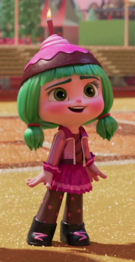 Reck It Ralph Girl, Wreck It Ralph Sugar Rush Characters, Candlehead Wreck It Ralph, Sugar Rush Characters, Sugar Rush Racers, New Pixar Movies, All Disney Movies, Vanellope Y Ralph, Female Portrait Photography