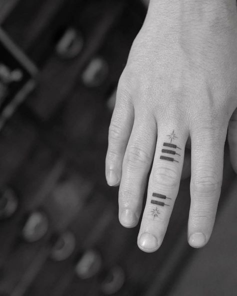 Piano Finger Tattoo, Guitar And Piano Tattoo, Keyboard Piano Tattoo, Piano Related Tattoo, Finger Music Tattoo, Guitar Finger Tattoo, Piano Note Tattoo, Keyboard Tattoo Piano, Piano Inspired Tattoos