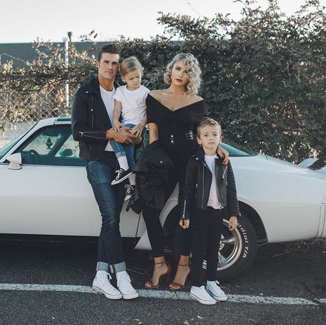 Cara Loren- family Halloween grease costumes 2017 Greaser Halloween Costume, Greaser Halloween, Grease Halloween Costumes, Unique Toddler Halloween Costumes, Halloween Costume Ideas Diy, Family Halloween Ideas, Family Themed Halloween Costumes, Family Costume Ideas, Halloween Costumes Diy Couples