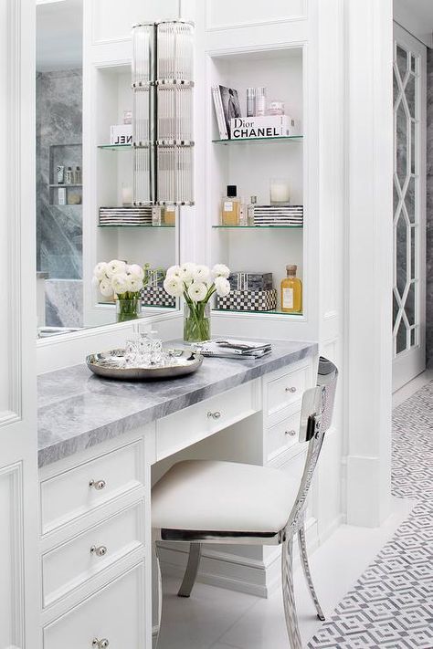 Dressing Room Closet, Dressing Table Design, Bedroom Closet Design, Vanity Design, Dressing Room Design, Closet Designs, Bathroom Remodel Master, Bath Remodel, Closet Bedroom