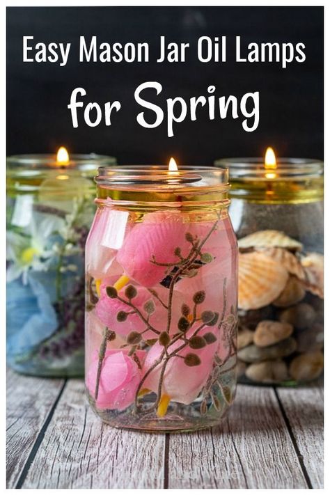 These super easy mason jar oil lamps are perfect for your spring decor and make a nice gift. Teacher's appreciation, Mother's Day or Birthdays for all your candle loving friends. Diy Oil Lamp, Mason Jar Oil Candle, Rustic Lighting Ideas, Scented Mason Jar Candles, Holiday Mason Jar, Jar Crafts Diy, Mason Jar Projects, Spring Decor Diy, Oil Candle