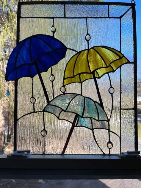 Stained Glass Umbrella, Rain Art, Stained Glass Door, Stained Glass Quilt, Stained Glass Patterns Free, Stained Glass Suncatchers, Stained Glass Diy, Stained Glass Panels, Stained Glass Designs