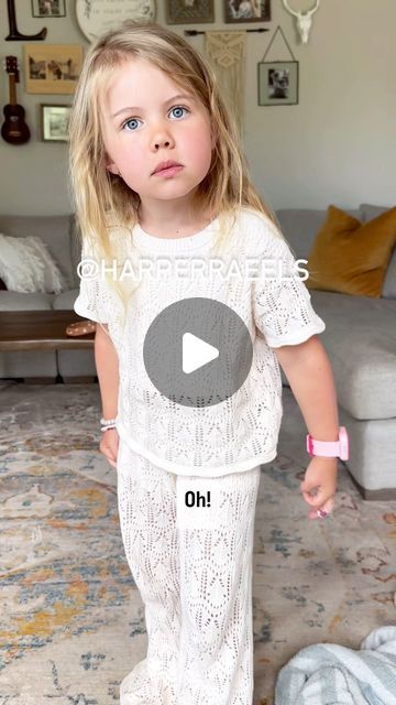 Harper Rae on Instagram: "The kindergarten tea is piping hot, have a seat 💖 (Age 5)
.
.
.
#thisisfive #thisis5 #thetea #kindergarten #boyfriend #love #lovelesson #lovelessons #kiss" Boyfriend Kissing, Boyfriend Love, Wild Man, First Boyfriend, Cute Funny Babies, Things To Do At A Sleepover, Smart Kids, July 3