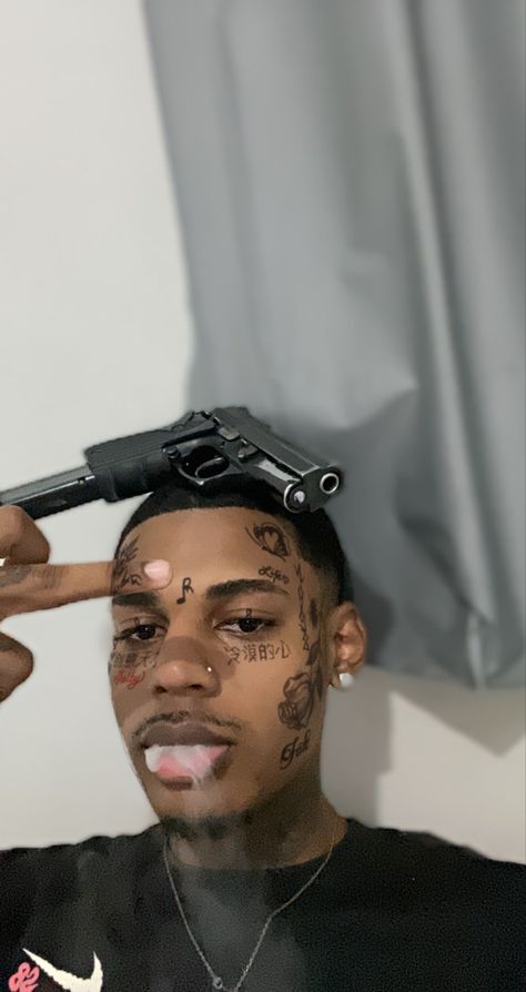 Black Tattoo Over Eyebrow, Aesthetic Chest Tattoo, Face Tats Men, Gang Drip, Trap Tattoo, Face Tats, V Tattoo, Tatted Men, Male Chest