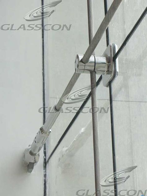 Spider Glass Facade, Spider Glass, Solar Shading, Building Construction Materials, Curtain Wall Detail, Glass House Design, Curtain Walls, Glass Facade, Building Skin