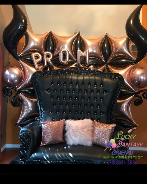 Send Off Prom Ideas, Red Prom Send Off Decorations, Male Prom Send Off Decorations, Prom Send Off Decorations, Black Prom Send Off Decorations, Prom Send Off Ideas Decorations, Prom Balloons, School Prom, Prom Inspiration