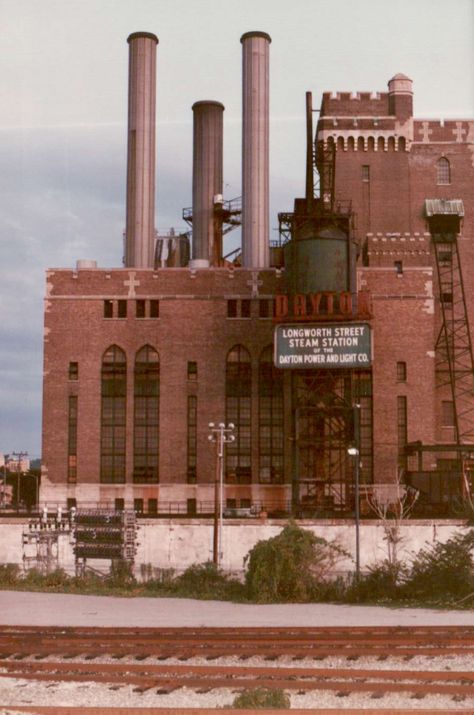 Industrial Buildings Architecture, Abandoned Factory Exterior, Old Industrial Buildings, Old Factory Architecture, Factory Architecture Design, Factory Background, Factory Aesthetic, Old Factory Building, Warehouse Exterior