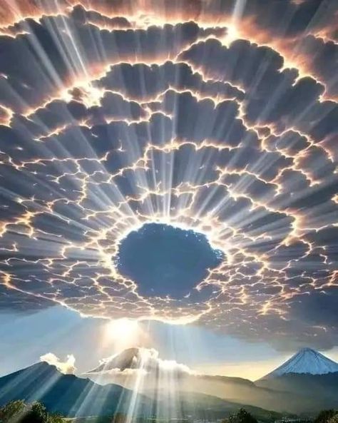 Beautiful Sunset Pictures, Landscape Photography Nature, Tin Art, Cloud Painting, Sunset Pictures, Alam Yang Indah, Sun Rays, Natural Phenomena, Beautiful Sky