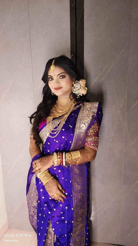 Bengali Reception Look, Bengali Reception Bridal Look, Bengali Bride Reception Look, Doctor Jewelry, Saree Material, Bridal Jewelry Sets Brides, Bengali Bridal Makeup, Indian Wedding Bride, Sarees For Girls