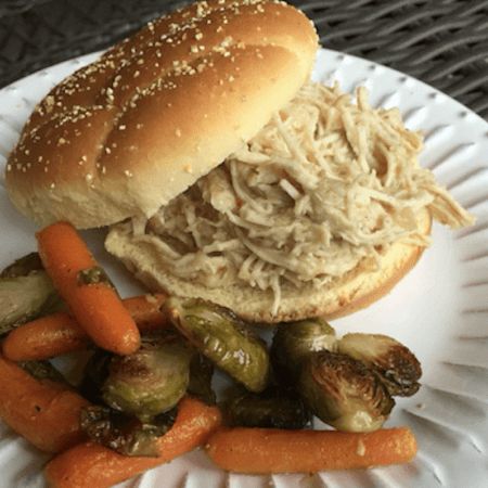 This traditional Ohio Shredded Chicken Sandwich Recipe is a classic. These shredded chicken sandwiches are perfect for large gatherings and easy weeknight meal prep thanks to the crockpot! Ohio Shredded Chicken, Weeknight Meal Prep, Ohio Recipes, Shredded Chicken Sandwiches, Chicken Soup Crockpot, Recipe Sandwich, Chicken Sandwich Recipe, Hot Chicken Sandwiches, Easy Shredded Chicken