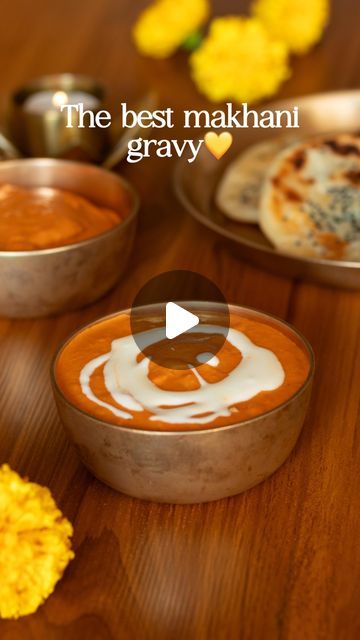 Saloni Kukreja🌷 on Instagram: "You’ve got to make this restaurant-style Makhani Gravy at home 😍 This rich and creamy gravy is perfect for any meal, and we’re serving it up with mini paneer tawa kulchas for the ultimate comfort food experience. Comment below if you would like the recipe!!   Ingredients: Ghee - 1 Tbsp  Butter - 1 Tbsp Ginger Garlic Paste - 2 Tbsps Soaked Cashews - 1/4th Cup Soaked Kashmiri Chillies - 3 nos  Kashmiri Chilli Pwd - 1 Tsp Green Chilly - 2 nos  Onion - 2 nos  Tomato Puree - 4 nos tomatoes or 1 cup store bought puree  Garam Masala - 1 Tsp Vinegar - 1 Tsp Sugar - 1 Tsp Clove - 2 nos  Green Cardamom - 1 no  Salt - to Taste  Water - As Required  Butter - 1 Tbsp  Fresh Cream - 2 Tbsp  Kasuri Methi - 1/4th Tsp  Protein or veggies of choice  Served with mini paneer ta Saloni Kukreja, Kashmiri Chilli, Kasuri Methi, Green Cardamom, Ginger Garlic Paste, Tomato Puree, Food Experience, Cooking 101, Food Experiences