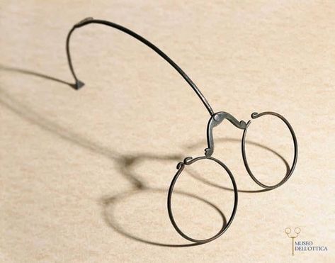 Funky Glasses, Four Eyes, Cool Glasses, Fashion Eye Glasses, Round Glasses, Fashion Eyeglasses, Vintage Eyewear, Bichon Frise, Eyewear Design