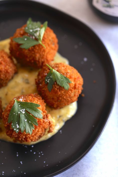 Crab Croquettes by Byron Talbott Crab Croquettes, Béarnaise Sauce, Croquettes Recipe, Fine Dining Recipes, Croquettes, Iftar, Bars Recipes, Us Foods, Food Design