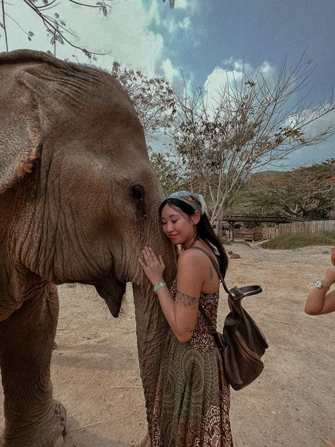 Elephant Sanctuary Thailand Outfit, Elephant Sanctuary Outfit, Phuket Elephant Sanctuary, Koh Samui Aesthetic, Thailand Poses, Thailand Bucketlist, Thailand Photo Ideas, Thailand Elephant Sanctuary, Bangkok Thailand Aesthetic