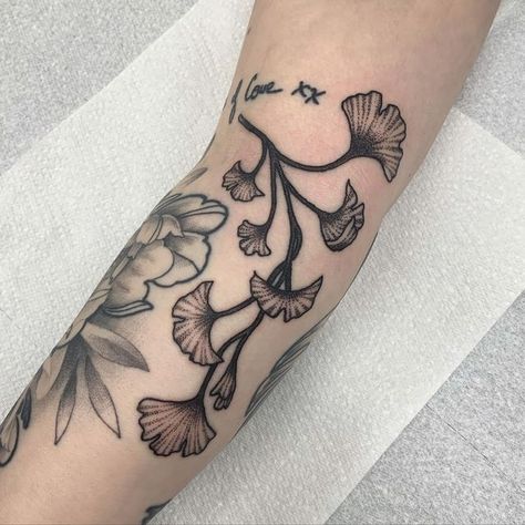 Botanical Gap Filler Tattoo, Ginko Leaf Tattoos Traditional, Black Filler Tattoo, Ginko Leaf Tattoos, Small Filler Tattoos, Ginkgo Leaf Tattoo, Gap Filler Tattoo Ideas, Filler Tattoo Ideas Gap, Botanical Sleeve