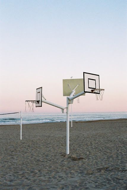 Photography Bball Court, Beach Basketball, Louisville Basketball, Basketball Schedule, Basketball Courts, Basketball Plays, Dance Images, Play Basketball, Best Basketball Shoes