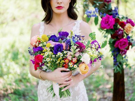 Diy Wedding Flower Centerpieces, Wildflower Bridal Bouquets, Flower Moxie, Wildflowers Wedding, Wildflower Wedding Bouquet, Wedding Flower Packages, Spring Wildflowers, Diy Wedding Bouquet, Wildflower Bouquet