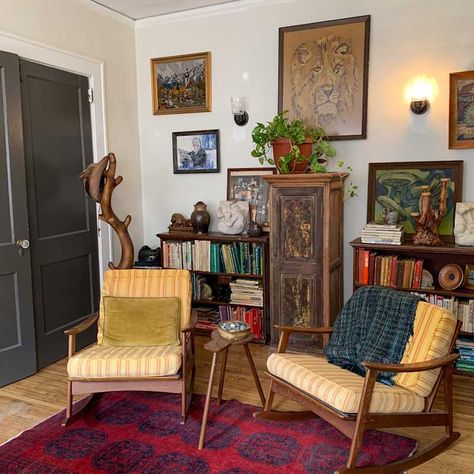 Step Inside a Charlotte Rental Apartment Built in the 1940s | Apartment Therapy Two Chairs And Table In Front Of Window, Small Rugs In Living Room, Thrifty Living Room, Farmhouse Style Apartment, Rug Small Living Room, Vintage Coffee Table Decor, Painting Accent Walls, Thrifted Living Room, Thrifted Apartment