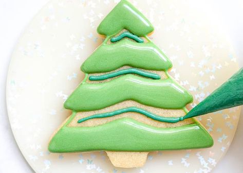 How to Decorate a Christmas Tree Sugar Cookie | Ann Clark No Fail Sugar Cookie Recipe, White Food Coloring, Flood Icing, Decorate A Christmas Tree, Black Food Coloring, Bird Treats, Ginger Bread Cookies Recipe, Tree Cookies, Cookie Tutorials