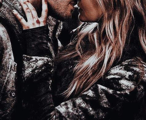 Helene Aquilla and Avitas Harper Fotos Goals, Shield Maiden, The Dark Artifices, Fantasy Aesthetic, Throne Of Glass, Sarah J, Book Inspiration, Character Aesthetic, Couple Aesthetic