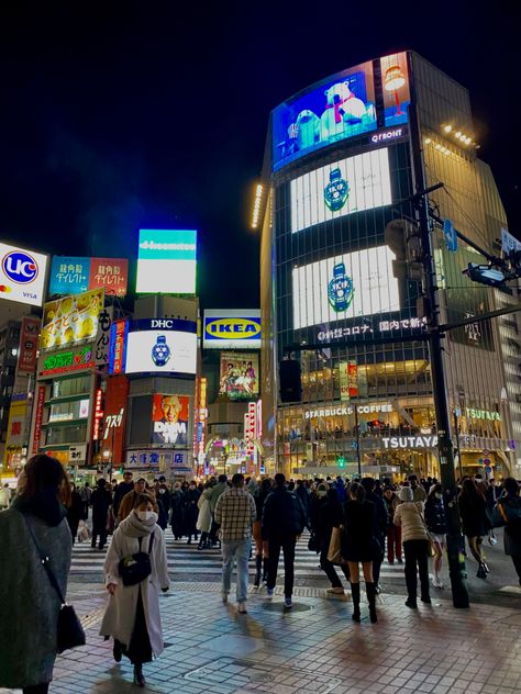 Shibuya At Night, Japan Vibes, Night Cityscape, Japan City, How Far Ill Go, Seoul Travel, Tokyo Japan Travel, Shibuya Tokyo, Go To Japan