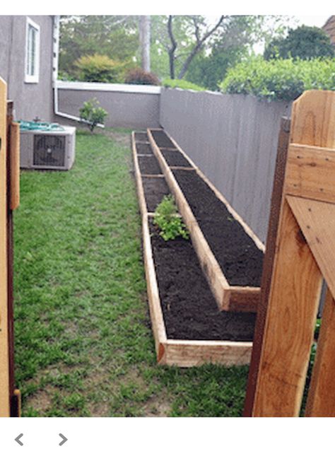 Diy Raised Flower Bed Along House, Raised Garden Beds Layout, Small Space Garden, Raised Garden Bed Plans, Diy Garden Bed, Diy Raised Garden, Backyard Vegetable Gardens, Raised Garden Beds Diy, Garden Area