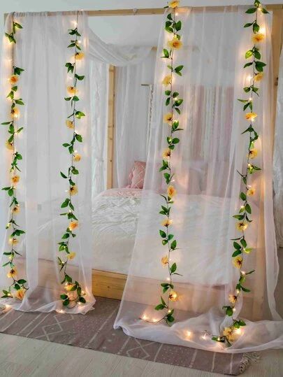 Design Ložnic, Flower Room Decor, Decorative Garland, Lights For Christmas, Led Fairy String Lights, Fairy Lights Bedroom, Flower Room, Dekorasi Kamar Tidur, Perfect Bedroom