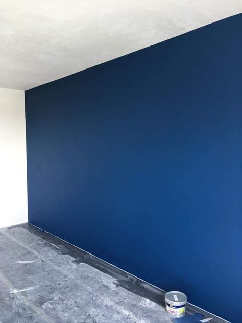 Full indigo flexa | Colores de casas interiores, Pinturas de casas, Colores de pintura para casa Indigo Wall Paint, Blue Salon Decor, Indigo Blue Living Room, Ideas Para Pintar Paredes, Blue Accent Wall Living Room, Indigo Room, Bedroom Wall Paint Colors, Room Interior Colour, Royal Blue Walls