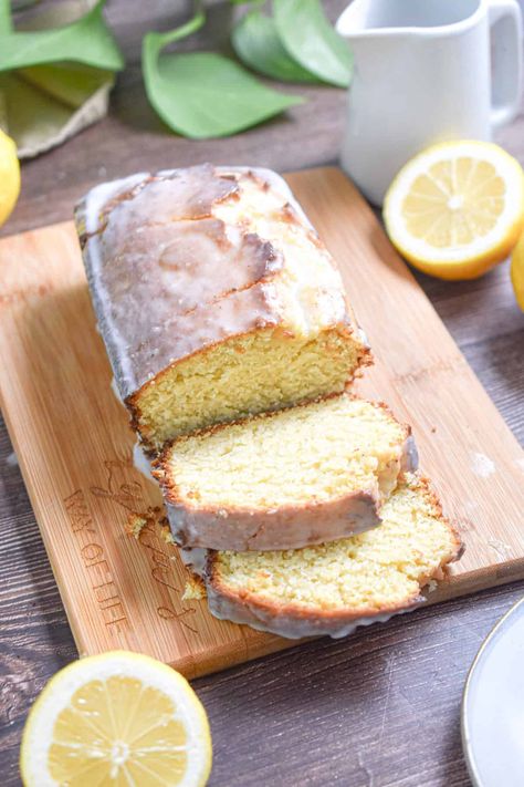 Ready in less than an hour, this moist Sourdough Discard Lemon Loaf is the perfect bake for the lemon lovers in your life! Sourdough Lemon Pound Cake, Sourdough Starter Discard Dessert Recipes, Sourdough Discard Lemon Cake, Sourdough Lemon Recipes, Sourdough Loaf Cake, Sourdough Discard Lemon Scones, Sourdough Lemon Rolls, Sourdough Discard Lemon Loaf, Sourdough Discard Sweet Bread