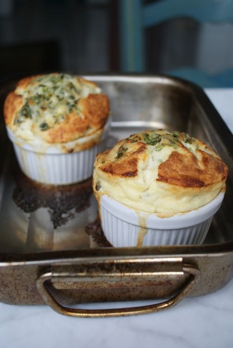 Savory Souffle Recipes, Creme Fraiche Uses, Lobster Souffle, Crab Souffle, Creme Fraiche Recipe, Fish Entrees, French Recipe, Souffle Recipes, Seafood Entrees