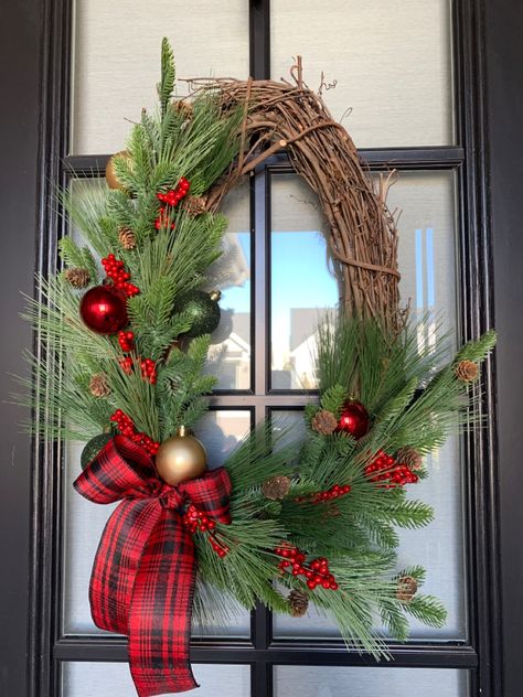 Oval Christmas Wreaths For Front Door, Oval Wreath Ideas, Oval Christmas Wreath, Oval Grapevine Wreath Ideas, Oval Wreath, Wood Carrier, Grapevine Christmas, Bird Wreath, Clothes Pin Wreath