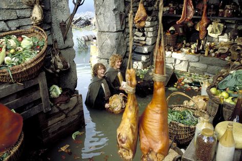 The Fictional Foods We Wish Were Real - Atlas Obscura readers weigh in on the fake snacks they’d most like to try. Lord Of The Rings Food, Food Ideas Easy, Hobbit Food, Dominic Monaghan, Billy Boyd, Merry And Pippin, Two Towers, Second Breakfast, The Two Towers