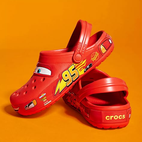 Lightning Mcqueen Crocs, Waterproof Slippers, Dr Shoes, Black Clogs, Disney Shoes, Crocs Classic Clogs, Women's Crocs, Disney Pixar Cars, Pixar Cars