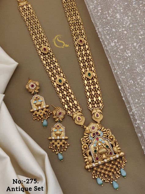 Gold Jewels Design, Antique Necklaces Design, Choker Necklace Designs, New Gold Jewellery Designs, Gold Jewellry, Jewel Wedding, Gold Bridal Jewellery Sets, Antique Jewelry Indian, Wedding Jewellery Collection