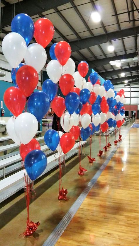 Red White Blue Balloons Decoration, Red White And Blue Event Decor, Red White And Blue Retirement Party, Patriotic Event Decor, Red White And Blue Balloon Decorations, Balloon Floor Arrangements, Red And Blue Centerpieces, Red White And Blue Graduation Decor, Uso Themed Party