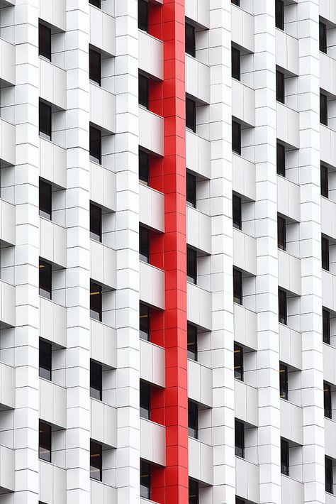 Lines Photography, Architectural Pattern, Minimal Photography, Santiago Calatrava, Urban Architecture, Minimalist Architecture, Facade Architecture, Facade Design, Design Minimalista