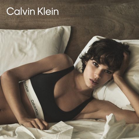 Calvin Klein G Lingerie'de! #calvinklein #calvinkleinunderwear #glingerie Calvin Klein Lingerie, Lingerie Vintage, Calvin Klein, Lingerie, Gym