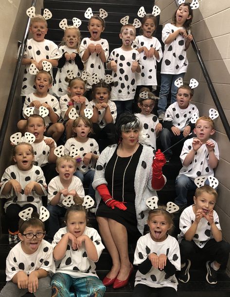 101 Dalmations Costume Family Diy, 100 And 1 Dalmations Costume, 101 Dalmatian Shirt Diy, Homemade Dalmatian Costume, Diy 101 Dalmatian Costume, 100 Dalmations Costume Family, Disney Character Dress Up For School, 101 Dalmatian Days Of School, 101st Day Of School Dalmatians