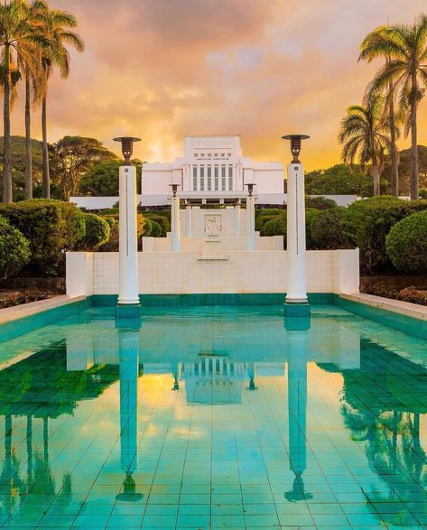 Laie Temple, Laie Hawaii Temple, Laie Hawaii, Hawaii Temple, Church Of Jesus Christ, Maybe Someday, Oahu Hawaii, Latter Day Saints, The Temple