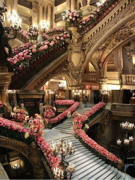 Mansion Homes, Paris Opera House, Stairway Decorating, Grand Foyer, Dream Wedding Venues, Most Beautiful Images, Contemporary Interior Design, Beautiful Architecture, 인테리어 디자인