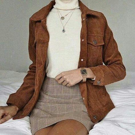 Indie Outfits Grunge Alternative Fashion, Dark Academia Fashion Summer, Grunge Fall Outfits, Indie Outfits Alternative Fashion, Indie Outfits Grunge, Outfits Aesthetic Grunge, Skirt Grunge, 15 Aesthetic, Indie Outfits Aesthetic