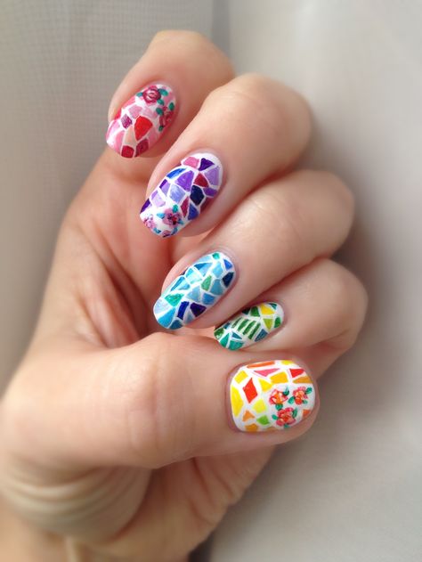 My rainbow mosaic nail art Gaudi Nails, Mosaic Nail Art, Barcelona Nails, Mosaic Nails, Gaudi Mosaic, Rainbow Mosaic, Nails Summer, Nails Design, Mosaic Art