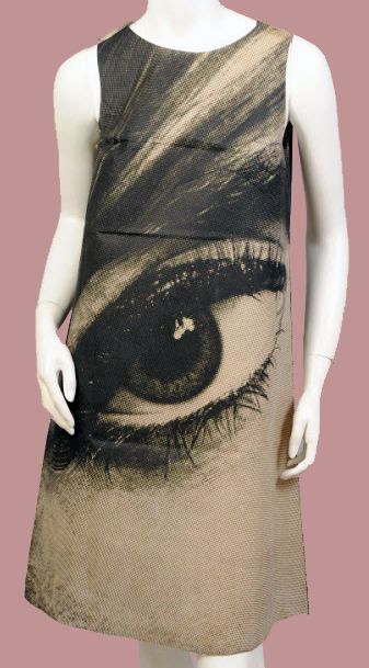 1960s Harry Gordon Eyeball Paper Poster Dress. Vintage 60s Pop Art at it's finest. Poster Dress, Eye Dress, Paper Clothing, Wearable Art Fashion, Mystic Eye, Paper Dresses, Paper Fashion, Fashion 1960s, Paper Dress