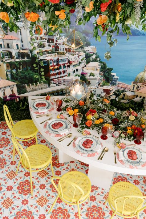 Positano Sunrise ~ WedLuxe Media Italian Aesthetic, Tafel Decor, Positano Italy, Italy Aesthetic, Italian Culture, Table Set Up, Italian Summer, European Summer, Sorrento