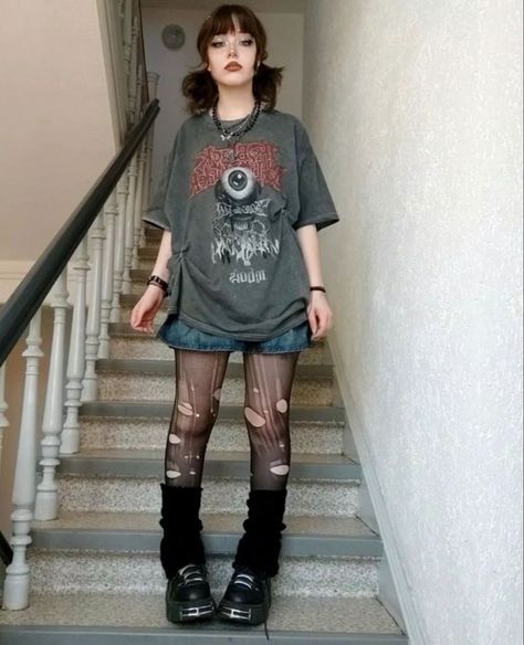 Short Sleeve Grunge Outfits, Alt Outfit Ideas Midsize, Loose Grunge Outfit, Alt Tshirt Outfits, Midwest Emo Concert Outfit, Summer Alternative Outfits Grunge, Goth T Shirt Outfit, Tumbler Grunge Outfits, Comfy Grunge Outfits Summer